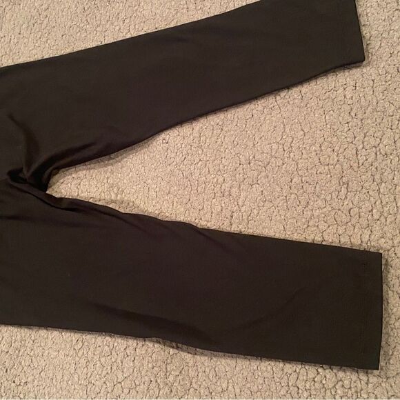 Zella  Black Leggings Size Medium Workout Capris - Picture 8 of 10